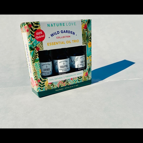 Essential oils - Picture 1 of 3